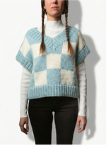 Feels Like Wednesday Vest Kit - Yummy Version