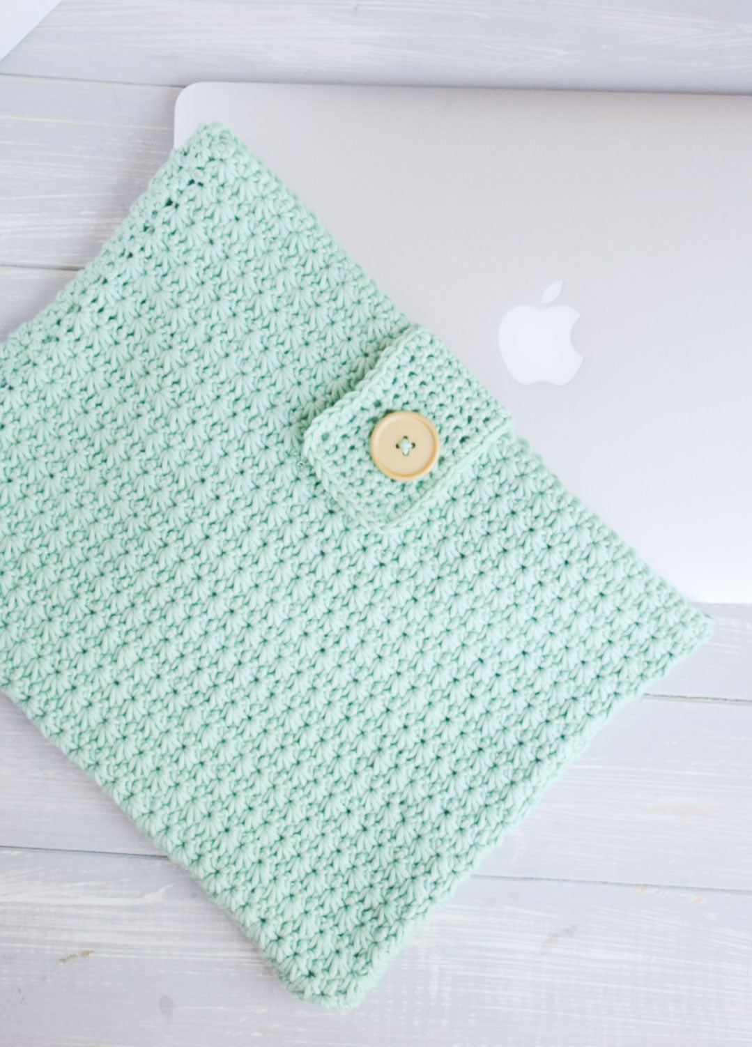 Laptop Sleeve Free Pattern by @principe_del_crochet